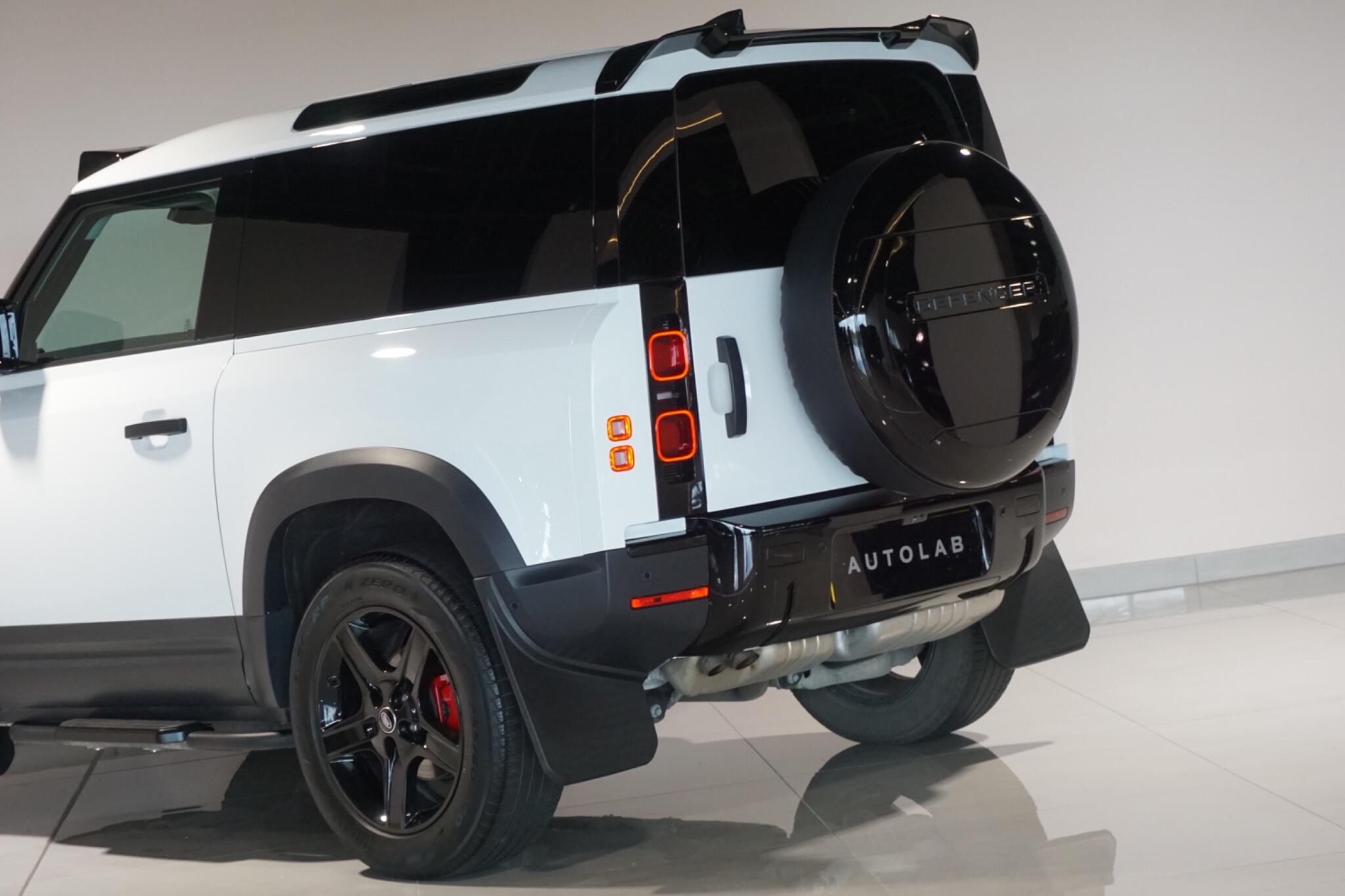 Land Rover Defender 90 3.0 D250 MHEV Hard Top SUV 3dr Diesel Auto 4WD SWB Euro 6 (s/s) (250 ps)